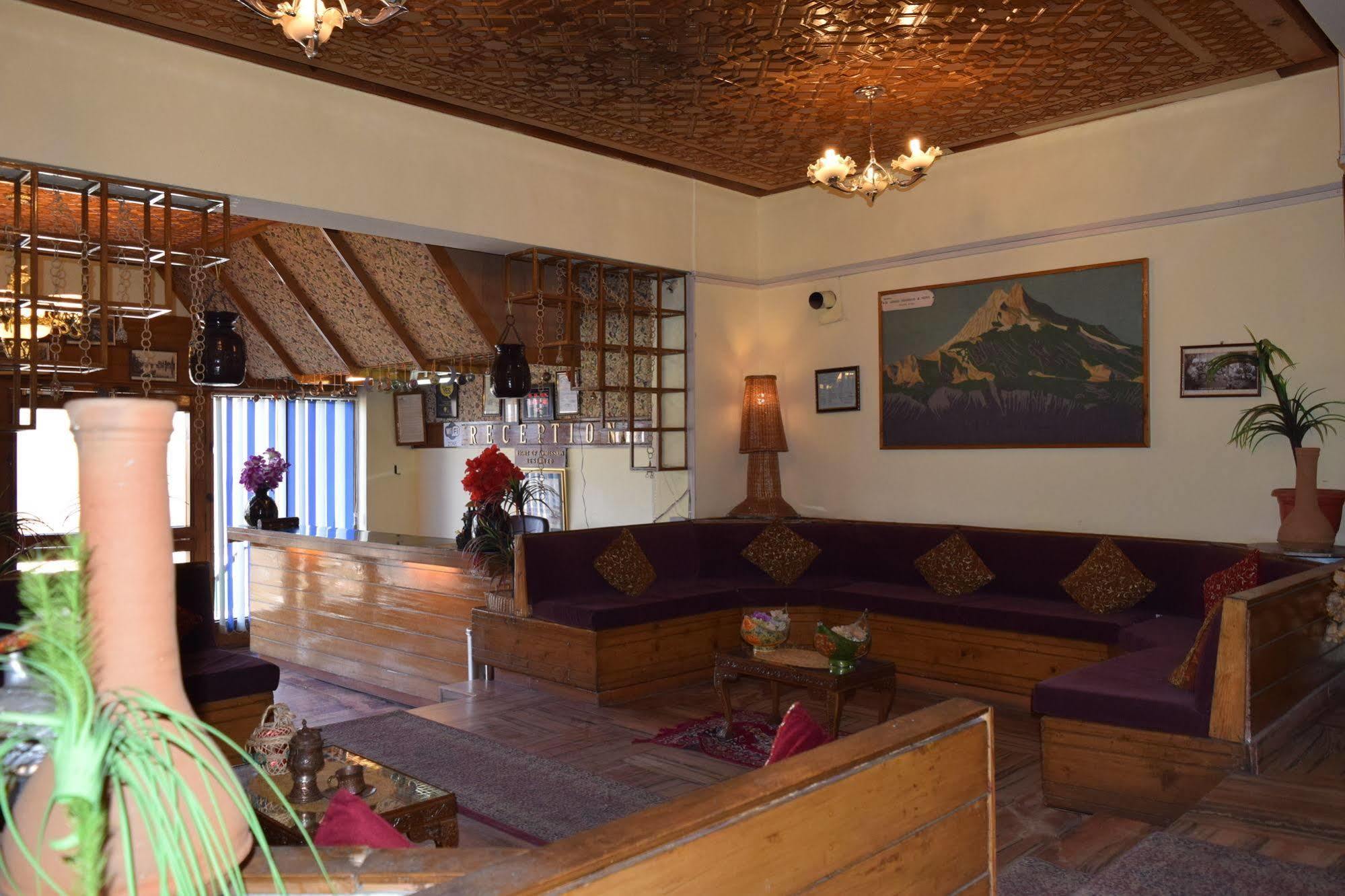 Welcome Hotel Gulmarg Bagian luar foto