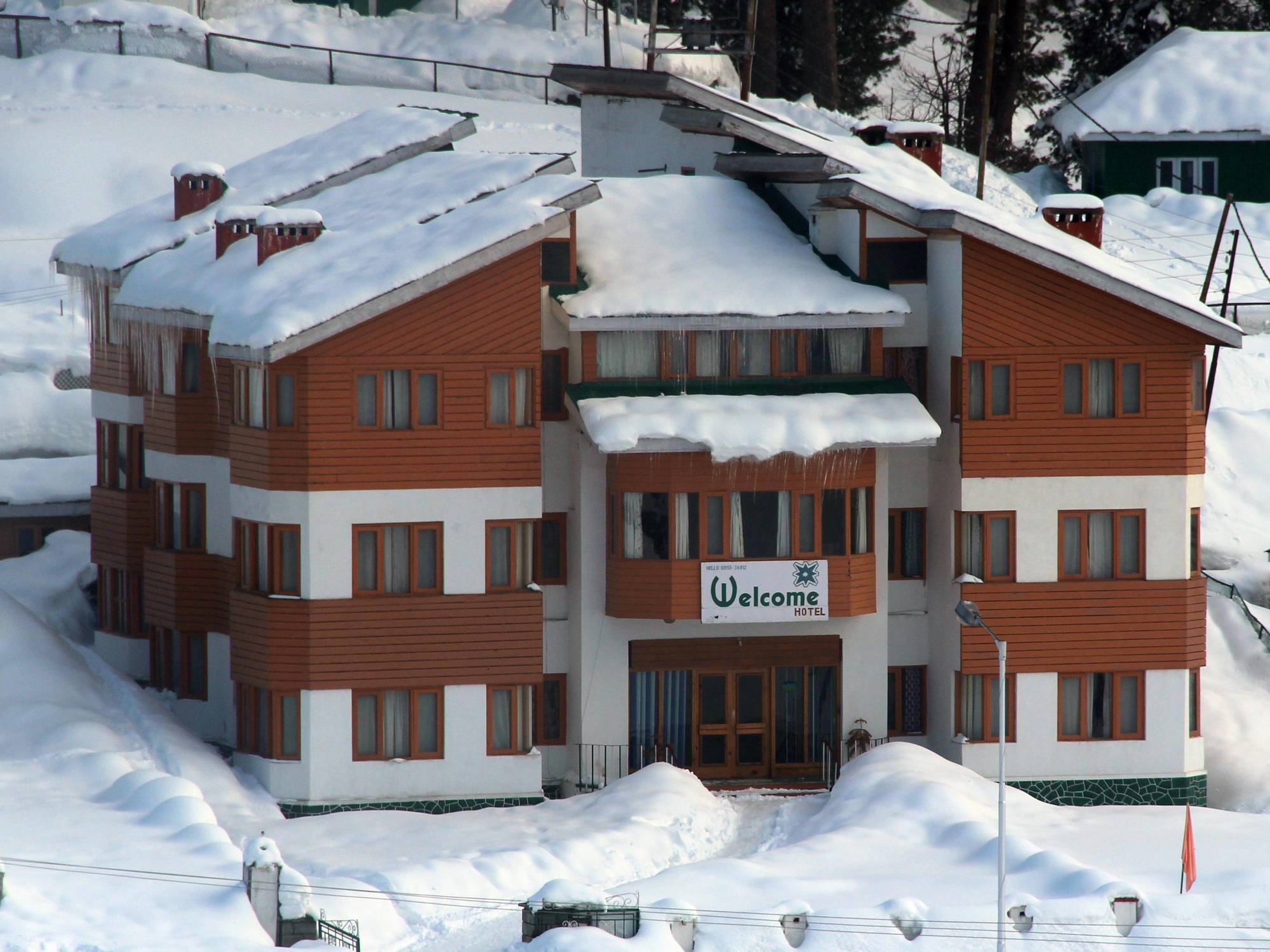 Welcome Hotel Gulmarg Bagian luar foto